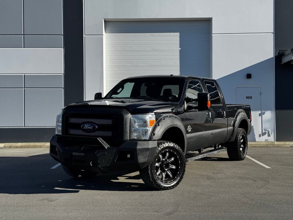 2014 Ford F-250 Super Duty Platinum Crew Cab 4WD