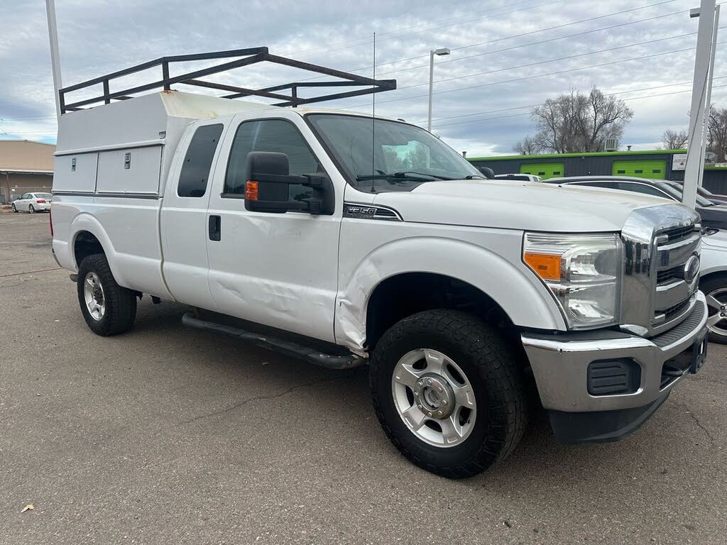 2015 Ford F-350 Super Duty XLT SuperCab 4WD