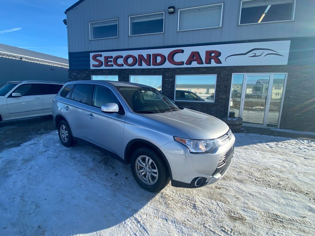 2015 Mitsubishi Outlander ES AWD