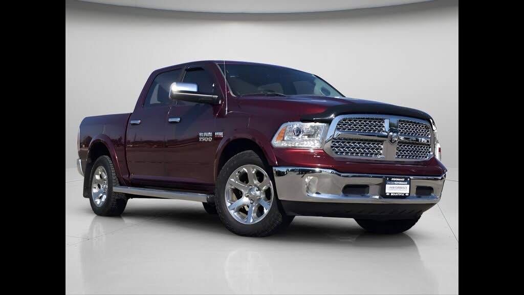 2017 RAM 1500 Laramie Crew Cab 4WD