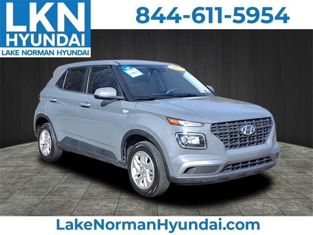 2022 Hyundai Venue SE FWD
