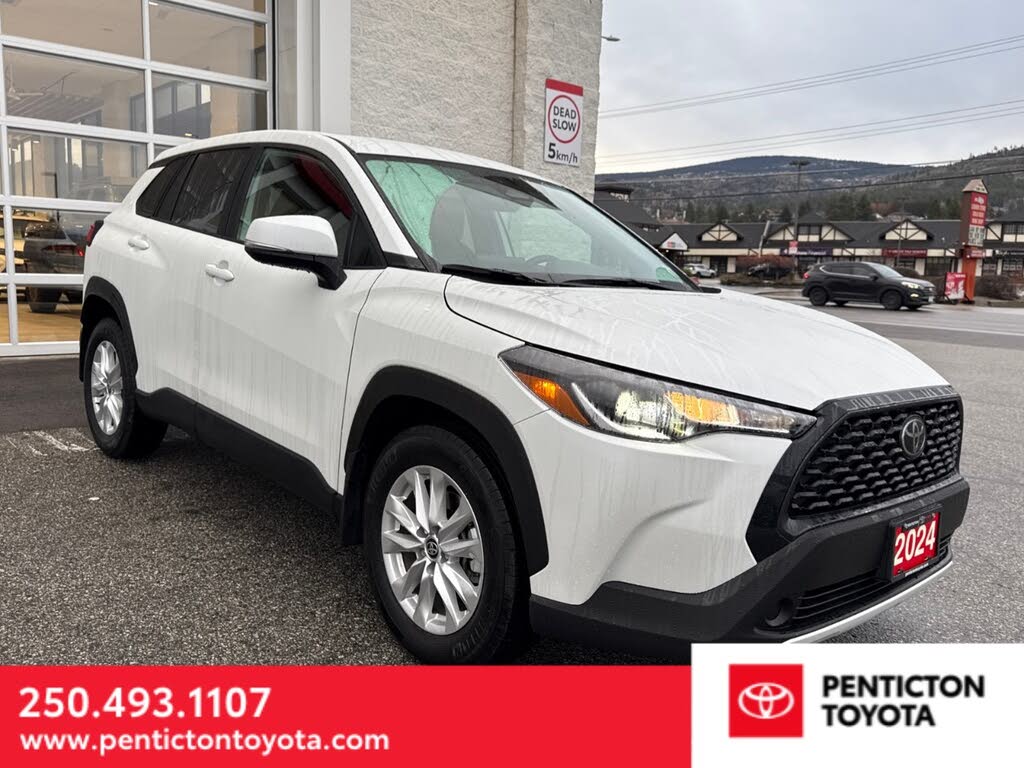 2024 Toyota Corolla Cross LE FWD