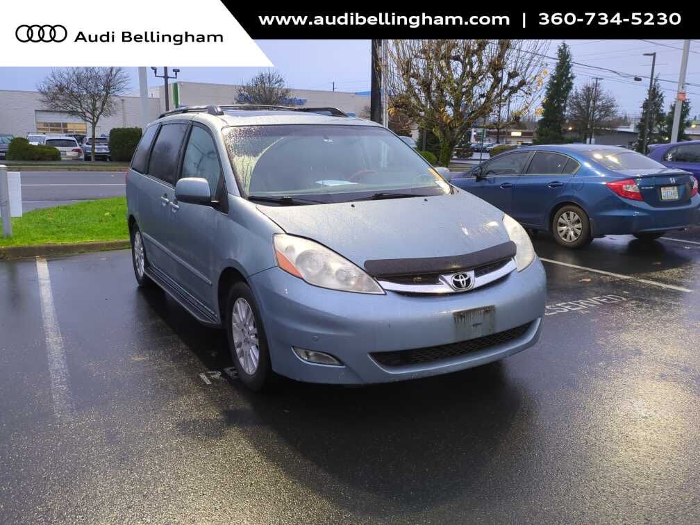 2009 Toyota Sienna CE 7-Passenger
