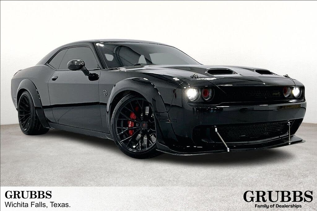 2016 Dodge Challenger SRT Hellcat RWD