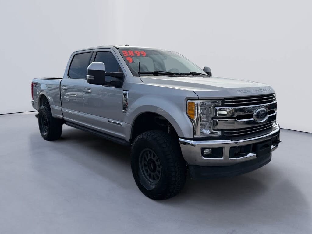 2017 Ford F-250 Super Duty Lariat Crew Cab 4WD