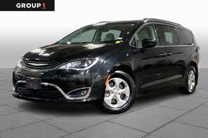 Chrysler Pacifica Hybrid Touring Plus FWD