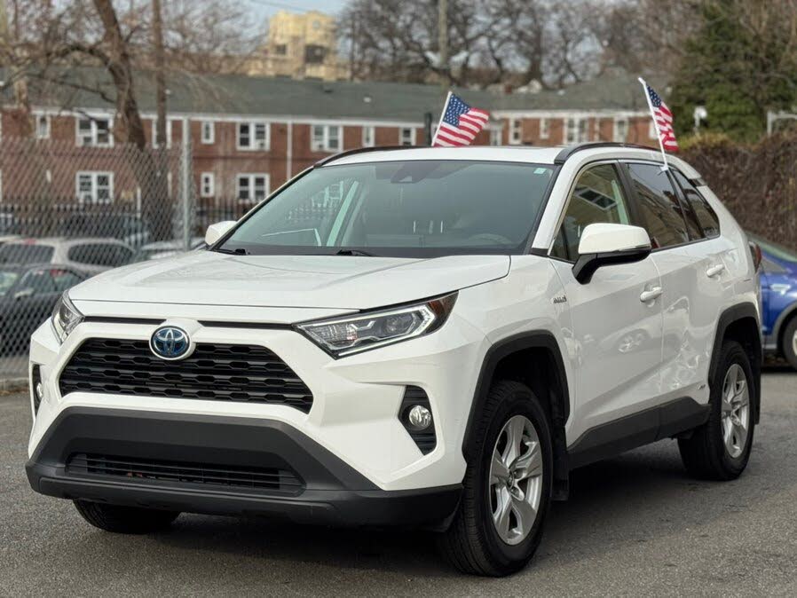2021 Toyota RAV4 Hybrid XLE AWD