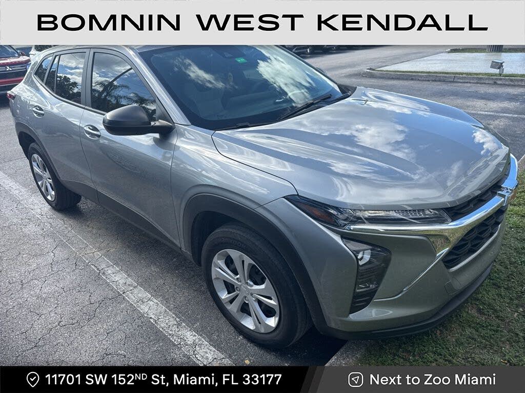 2024 Chevrolet Trax LS FWD