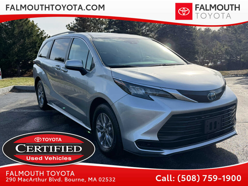 2024 Toyota Sienna LE 8-Passenger FWD