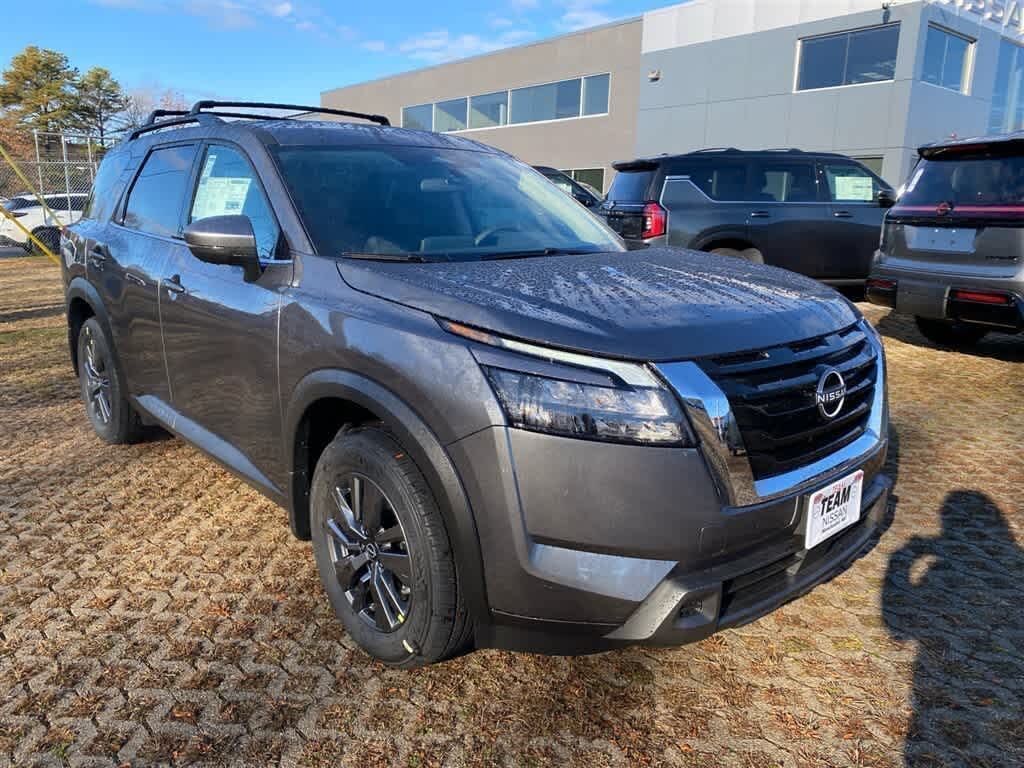 2025 Nissan Pathfinder SV 4WD