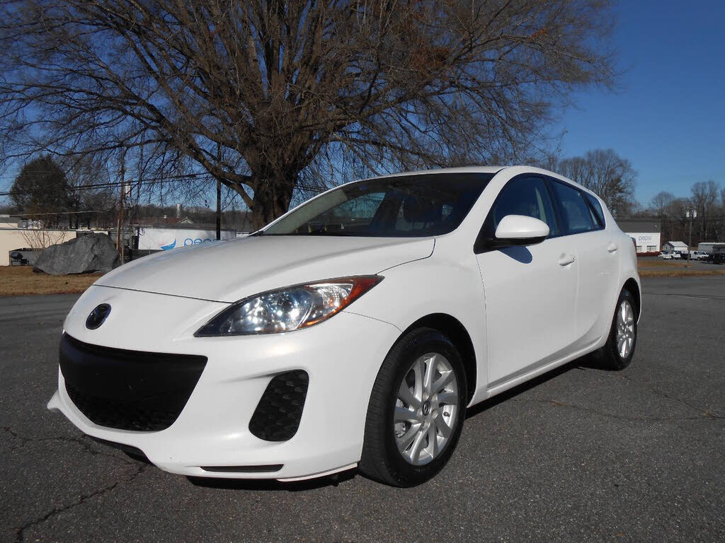 2013 Mazda MAZDA3 i Touring Hatchback