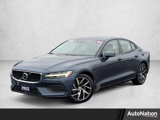 2020 Volvo S60 T5 Momentum FWD