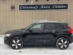 Volvo XC40 T5 Momentum AWD