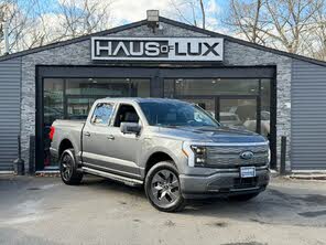 Ford F-150 Lightning Lariat SuperCrew AWD