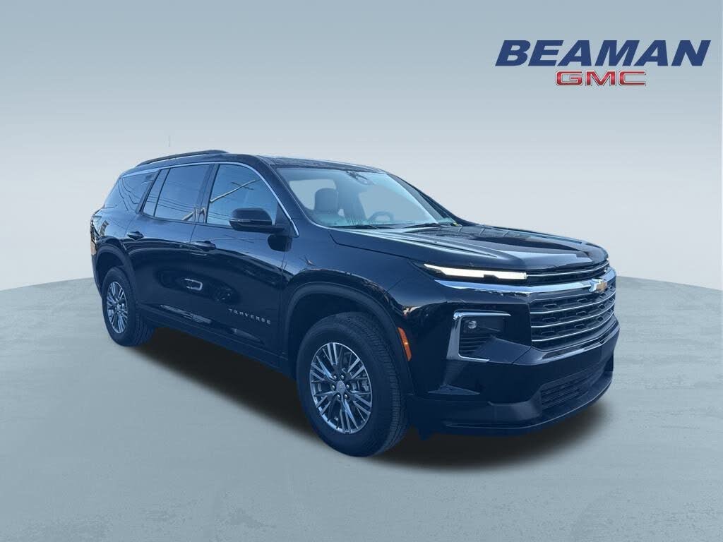 2025 Chevrolet Traverse LT FWD