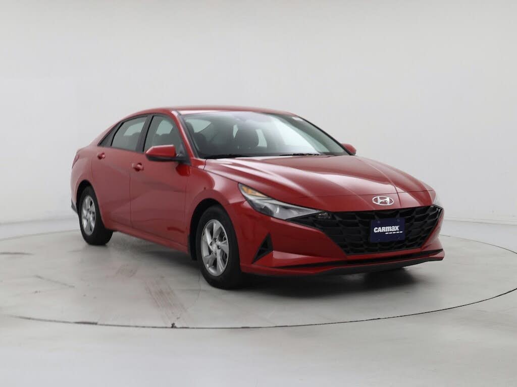 2022 Hyundai Elantra SE FWD