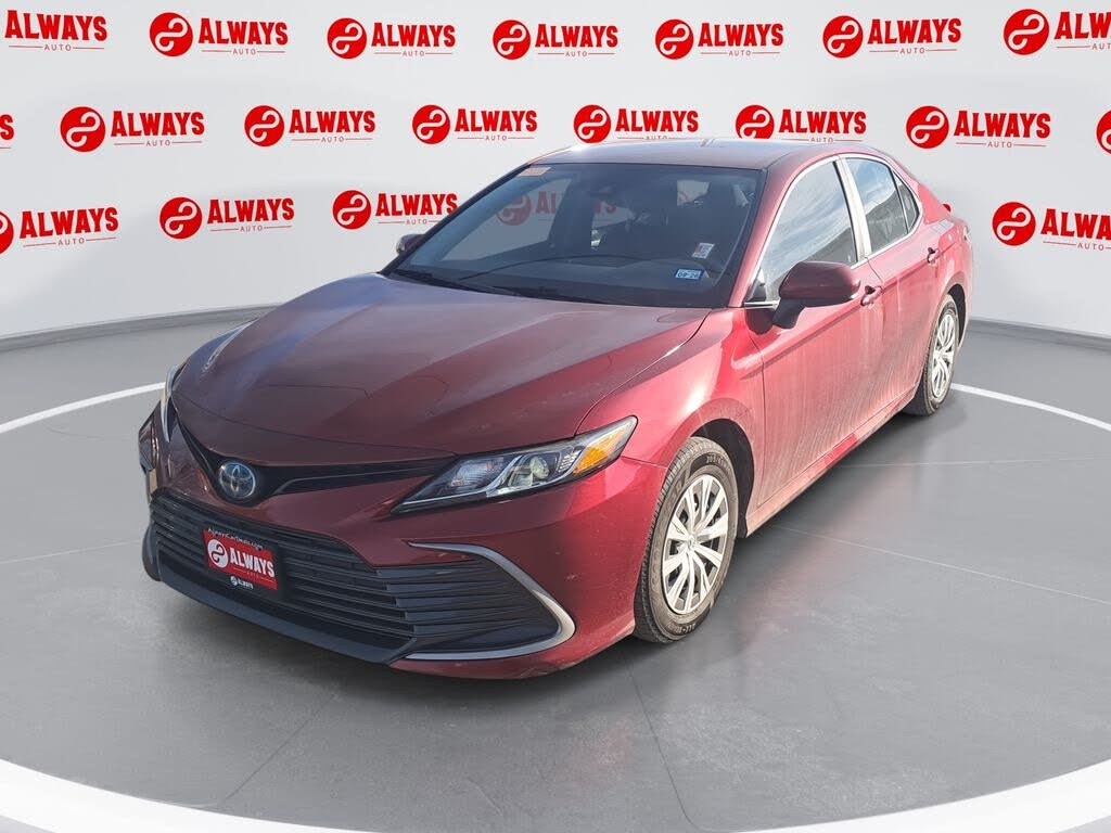 2022 Toyota Camry Hybrid LE FWD