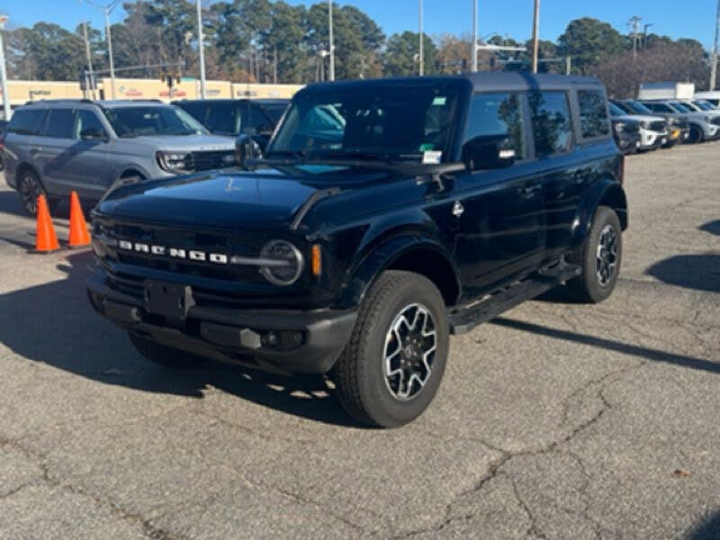 2024 Ford Bronco Outer Banks 4-Door 4WD
