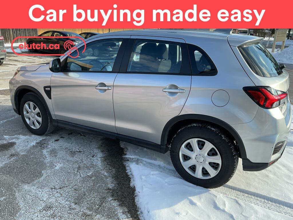 2024 Mitsubishi RVR ES FWD