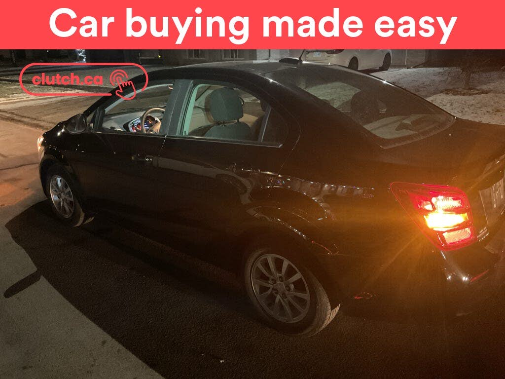 2017 Chevrolet Sonic LT Sedan FWD