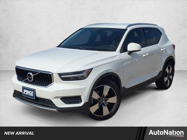 2019 Volvo XC40 T5 Momentum AWD