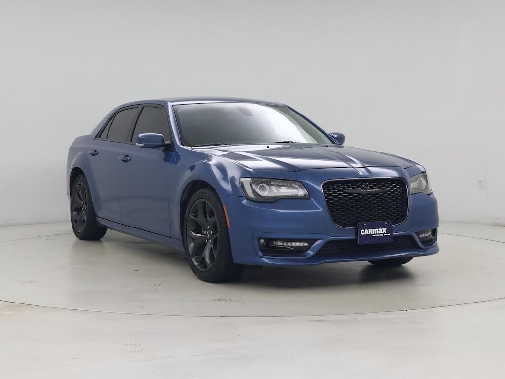2022 Chrysler 300 Touring L RWD