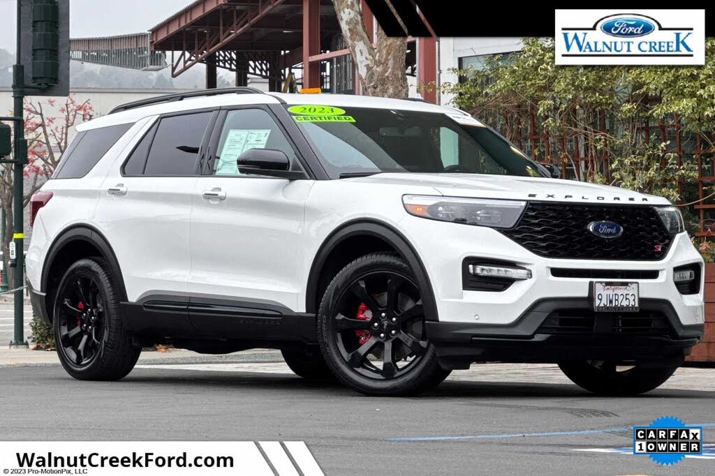 2023 Ford Explorer ST AWD