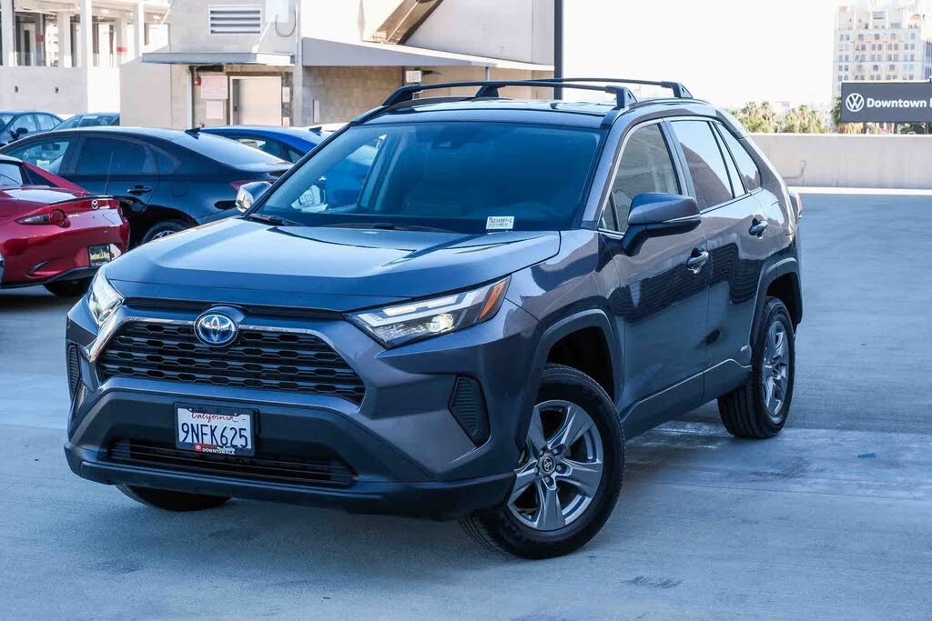 2024 Toyota RAV4 Hybrid XLE AWD