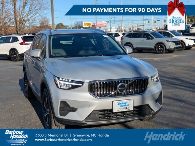 2025 Volvo XC40 B5 Core Bright Theme AWD