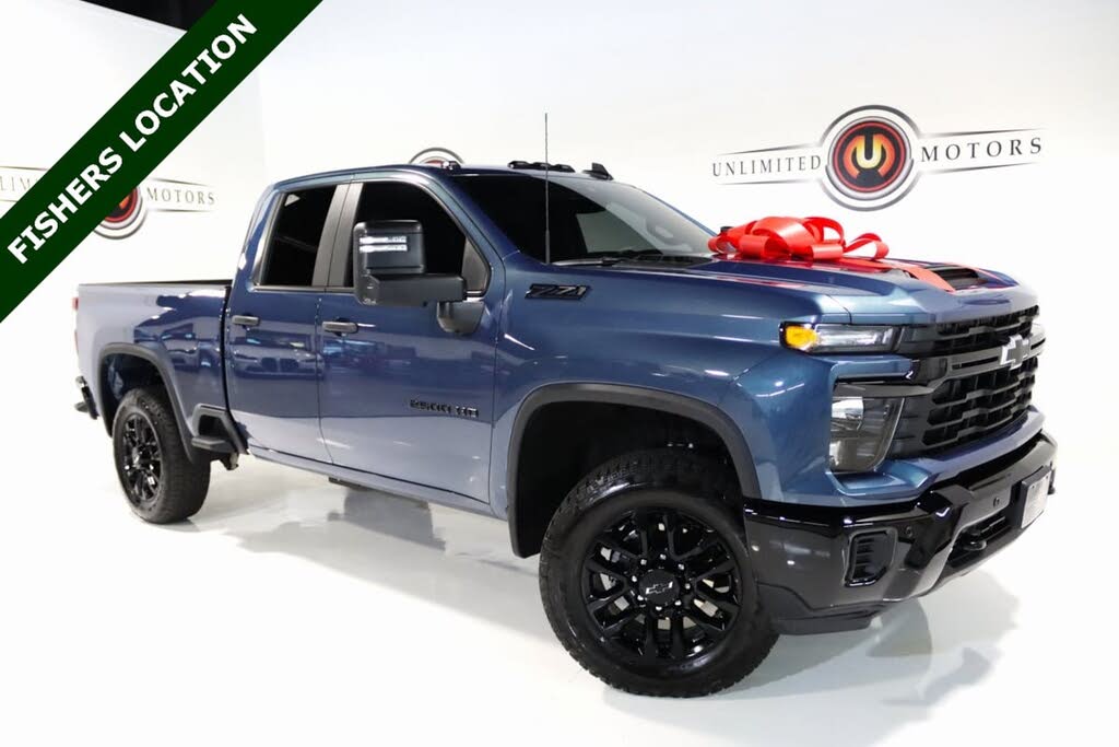 2026 Chevrolet Silverado 2500HD Custom Double Cab 4WD