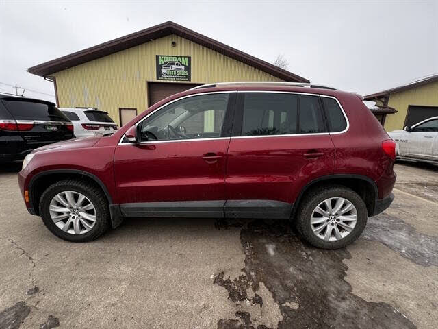 2010 Volkswagen Tiguan SEL 4Motion