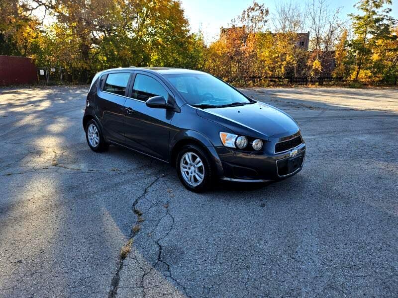 2016 Chevrolet Sonic LT Hatchback FWD