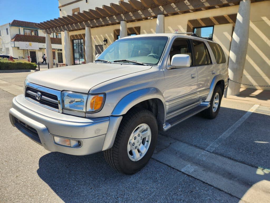 1998 Toyota 4Runner 4 Dr Limited 4WD SUV