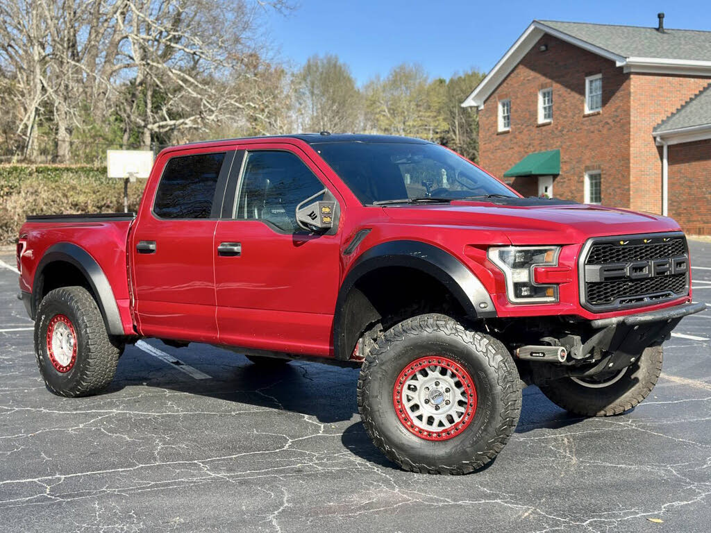 2017 Ford F-150 Raptor SuperCrew 4WD
