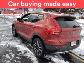Volvo XC40 T5 Momentum AWD