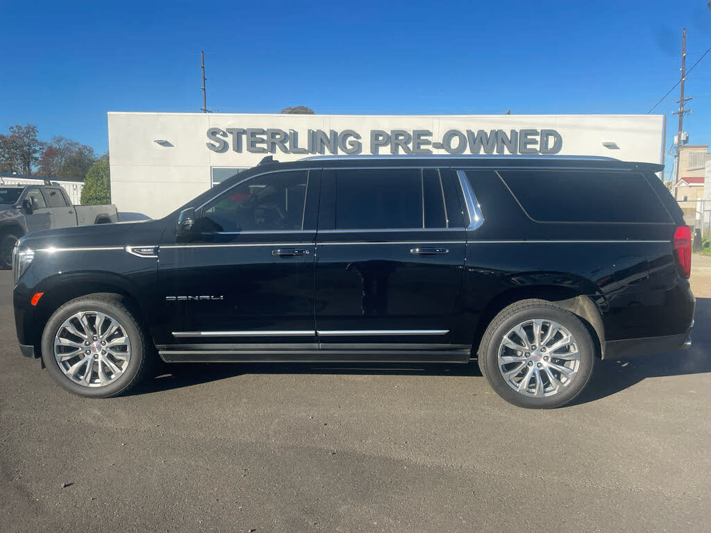 2022 GMC Yukon XL Denali RWD