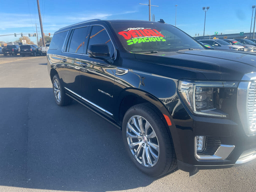 2022 GMC Yukon XL Denali RWD