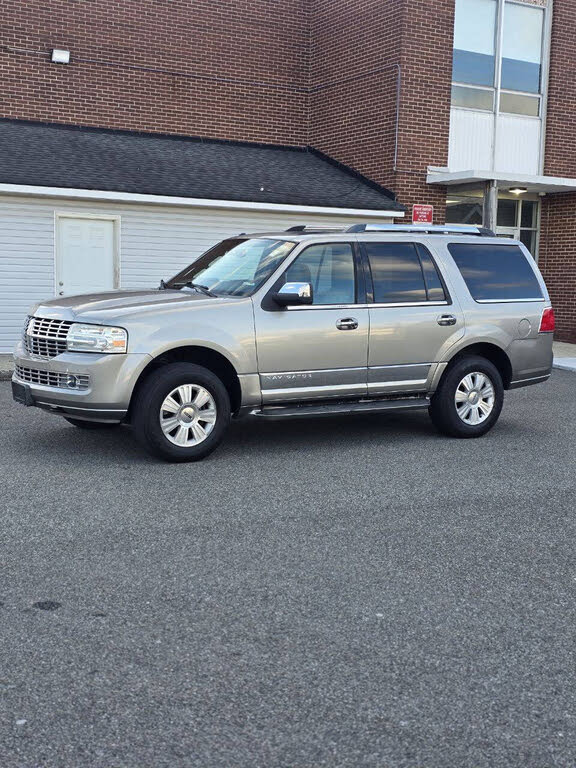 2008 Lincoln Navigator RWD