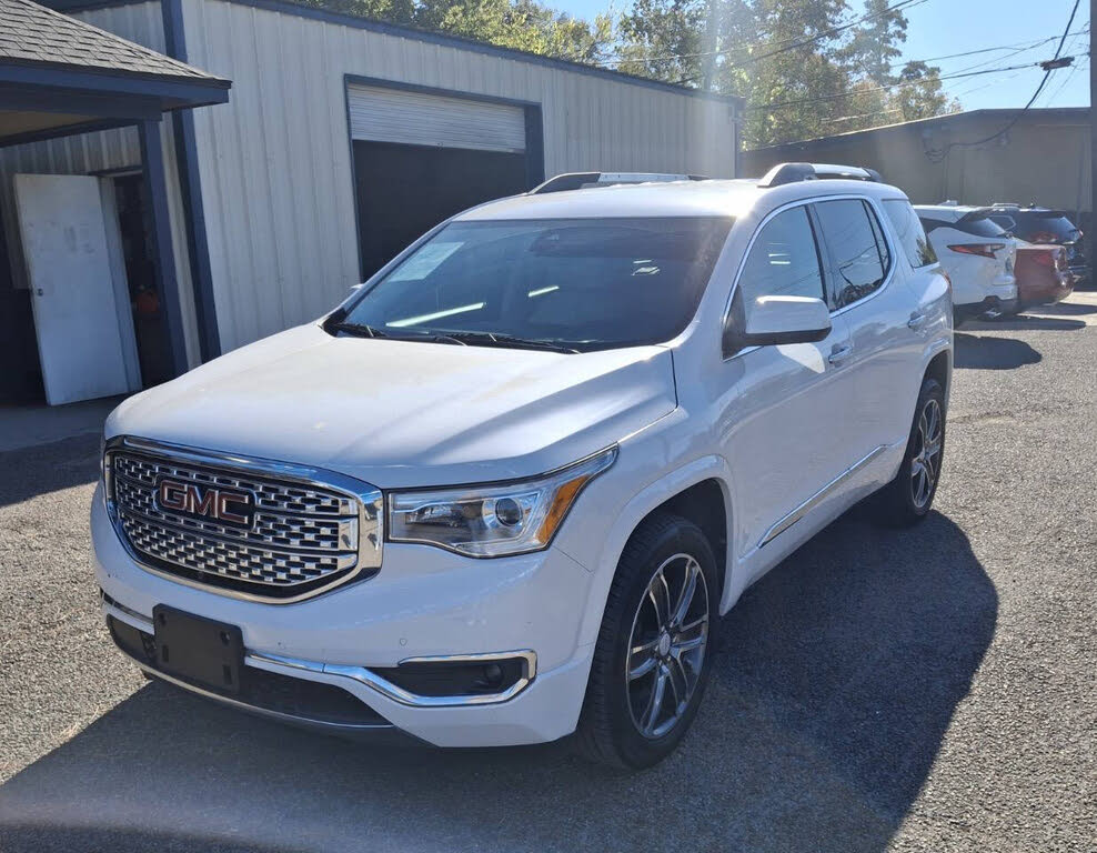 2017 GMC Acadia Denali FWD