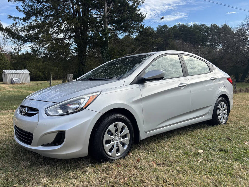 2017 Hyundai Accent SE Sedan FWD