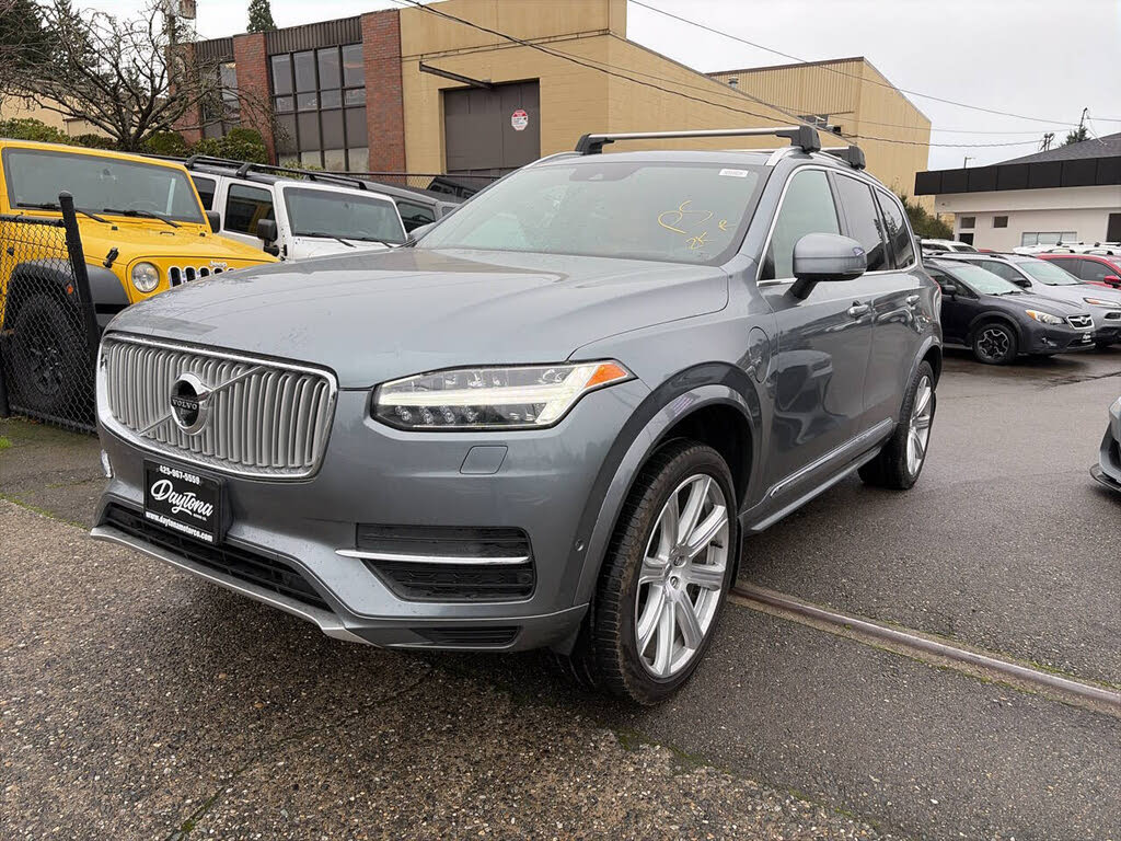 2018 Volvo XC90 T8 Inscription eAWD
