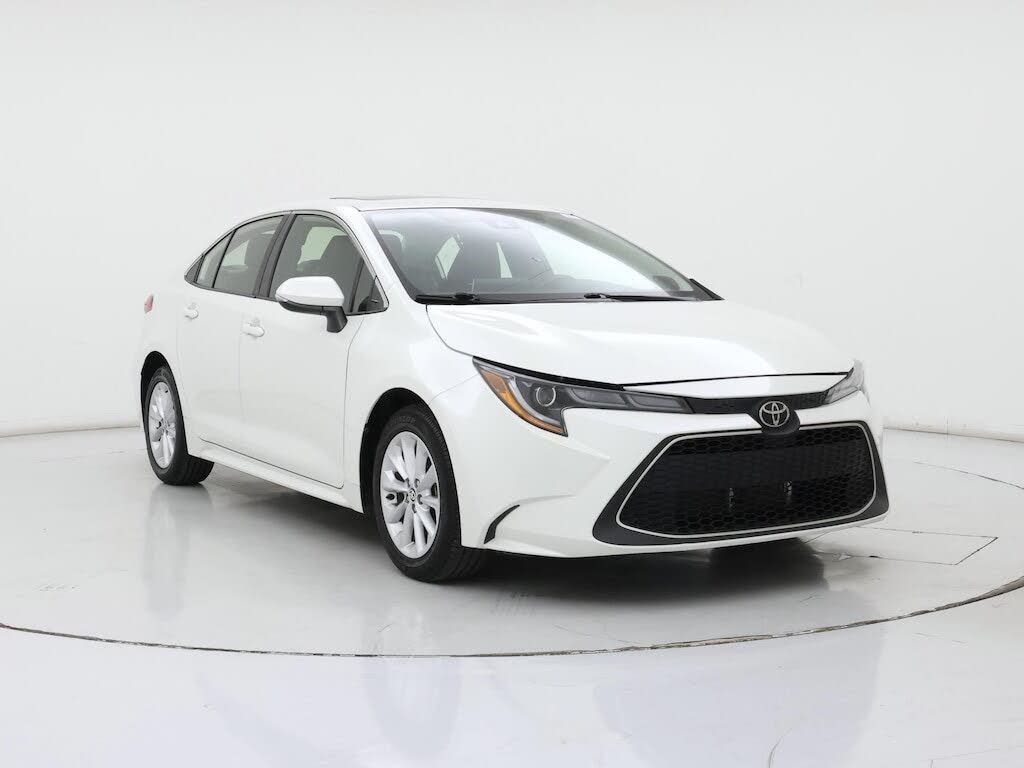 2020 Toyota Corolla XLE FWD