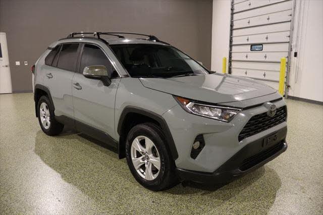 2020 Toyota RAV4 XLE AWD