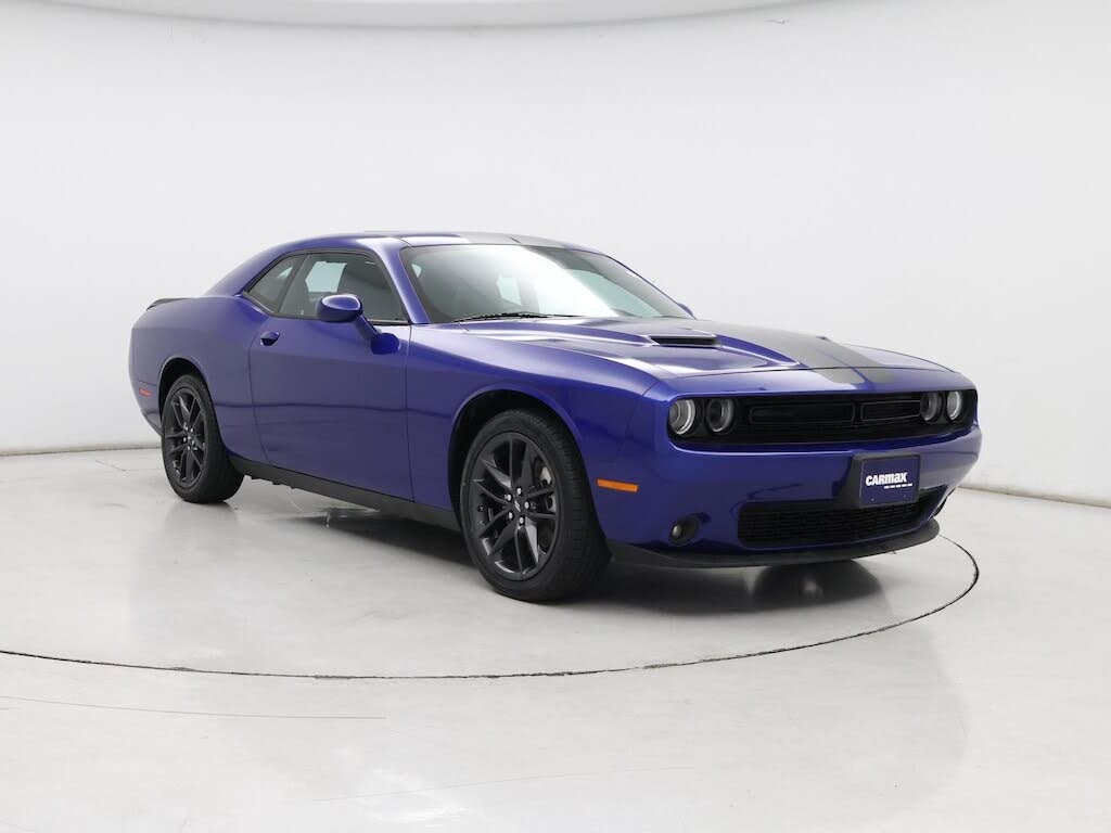 2022 Dodge Challenger SXT AWD