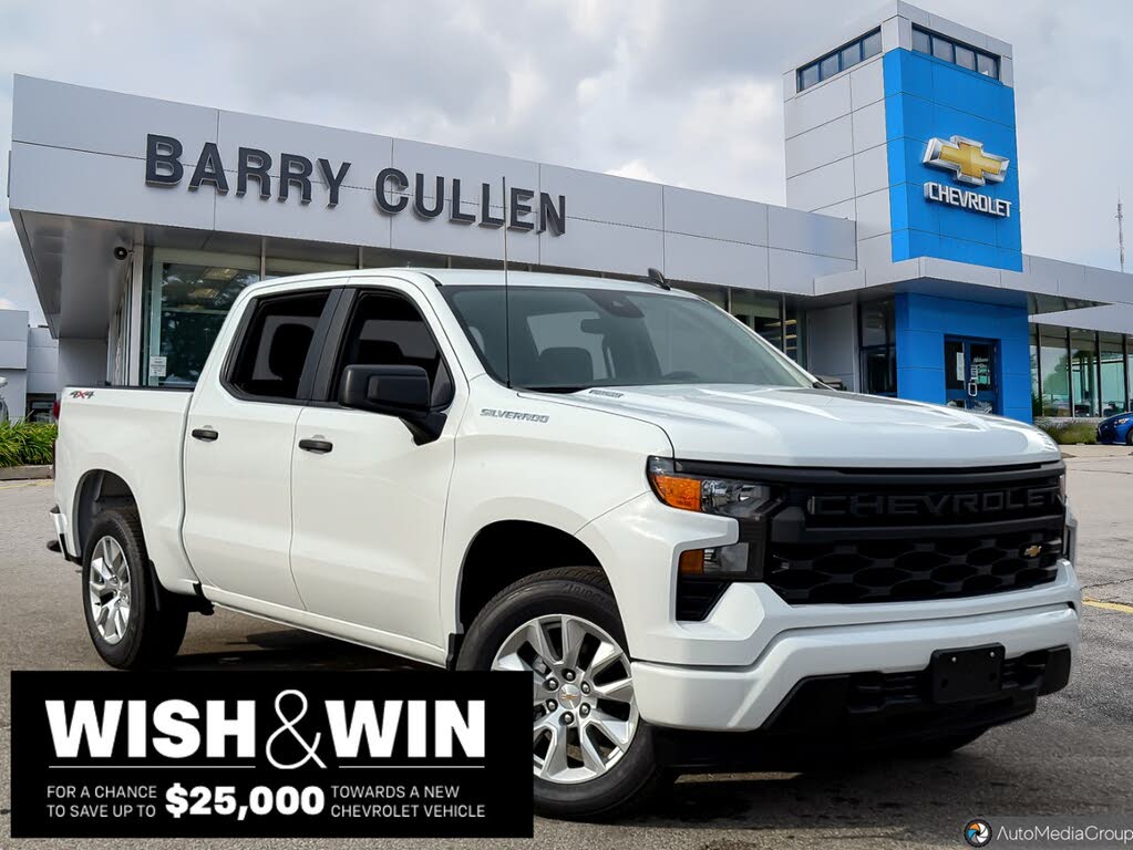 2025 Chevrolet Silverado 1500 Custom Crew Cab 4WD