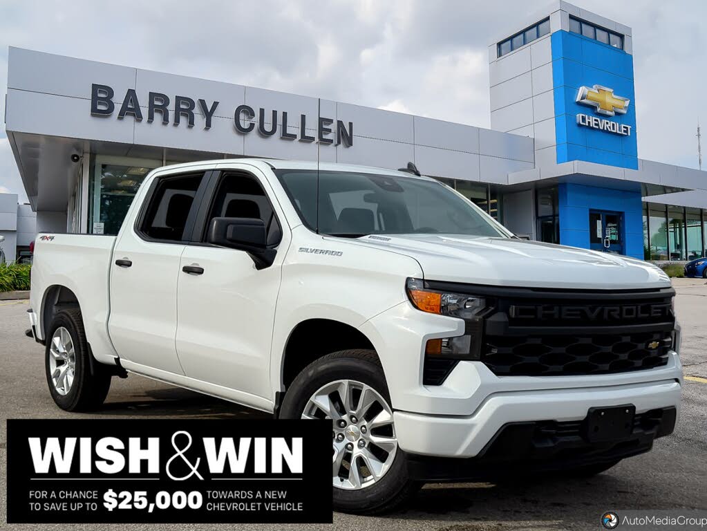 2025 Chevrolet Silverado 1500 Custom Crew Cab 4WD