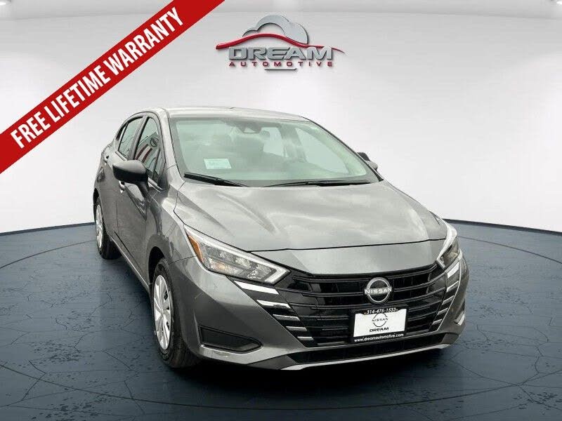 2025 Nissan Versa S FWD