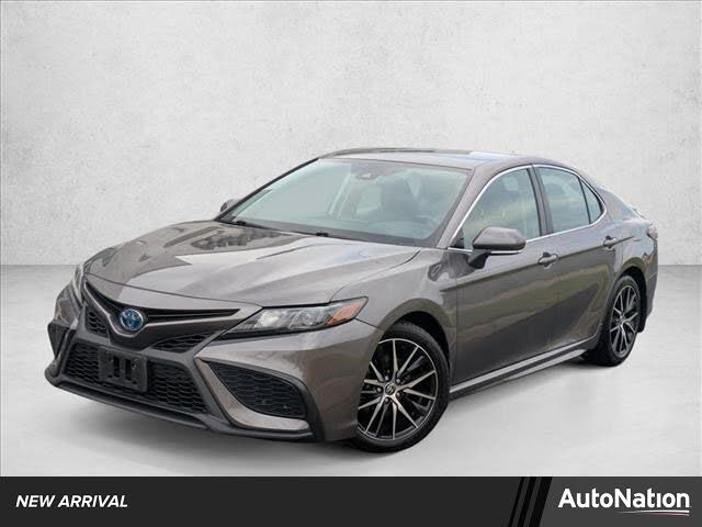 2024 Toyota Camry Hybrid SE FWD