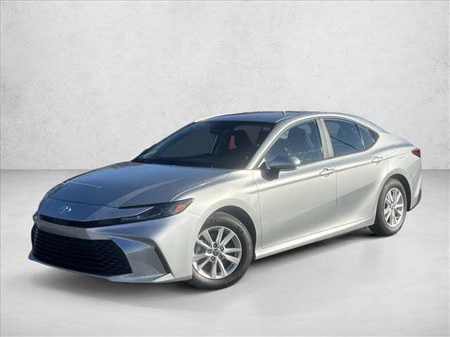 2025 Toyota Camry LE FWD