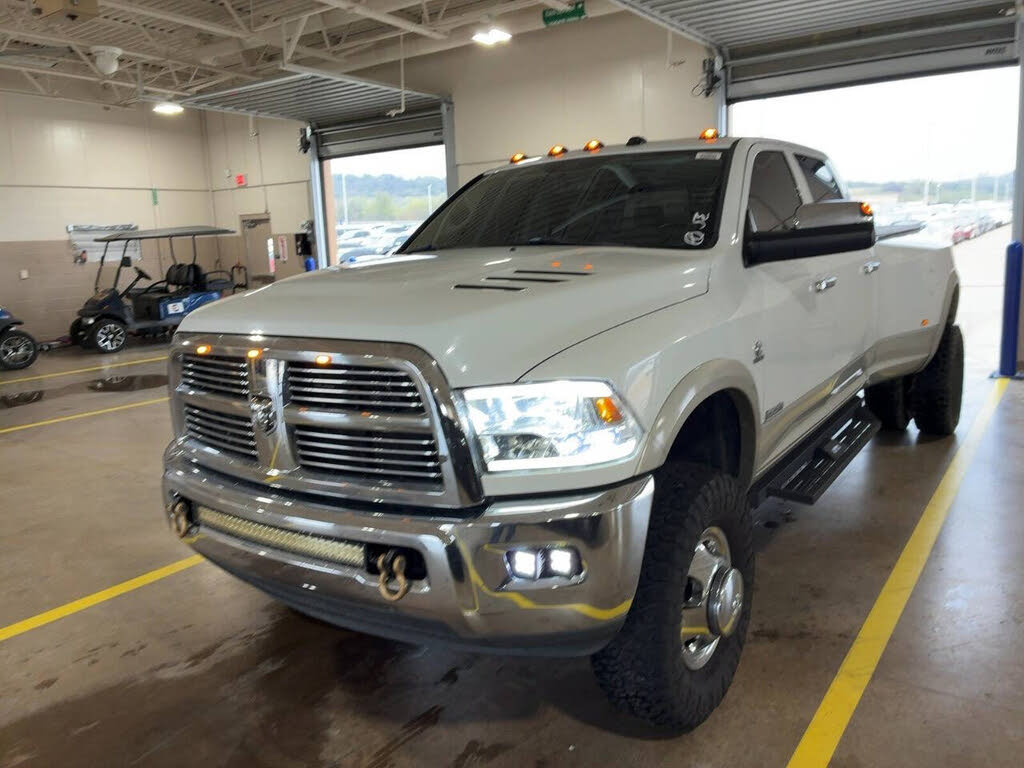 2010 Dodge RAM 3500 Laramie Crew Cab LB DRW 4WD